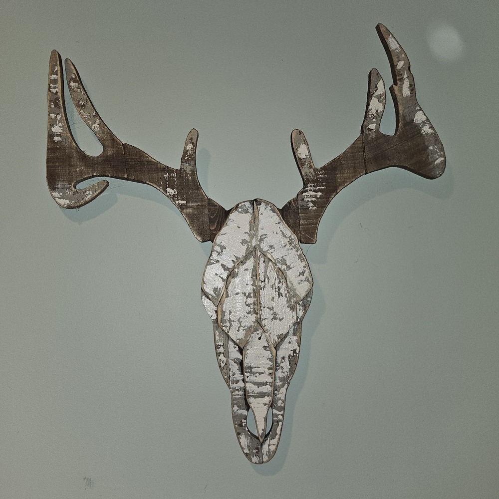 Handmade  23"x 22" Pallet Deer Head Skull Hunting Cottage Decor Wood Distressed